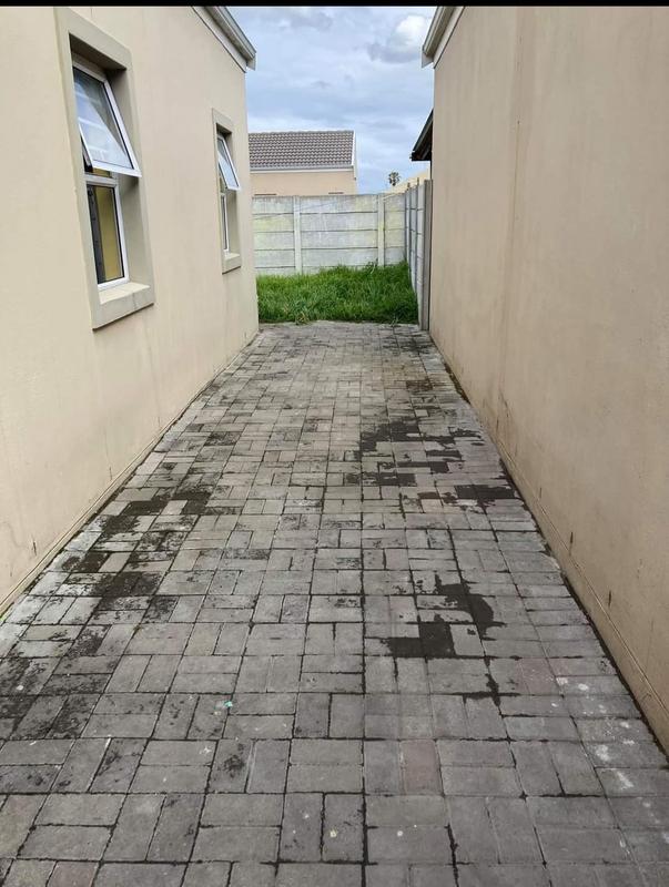 2 Bedroom Property for Sale in Greenfield Western Cape